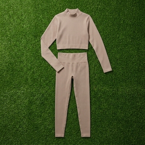 Ensemble de yoga pour femmes, haut court côtelé beige à manches longues, leggings taille haute, ensemble de vêtements de sport pour la gym et le fitness - Product Image 4