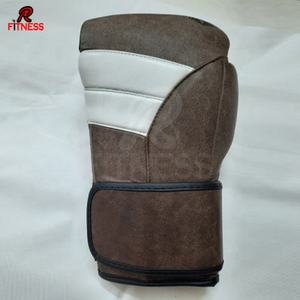 Gants de boxe d'entraînement professionnels en cuir de 16 oz avec logo personnalisé, prix de gros - Product Image 5