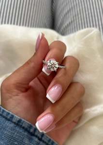Round Brilliant Cut Diamond Engagement Ring Prong Setting Prong Women's Floral Style - Product Image 4