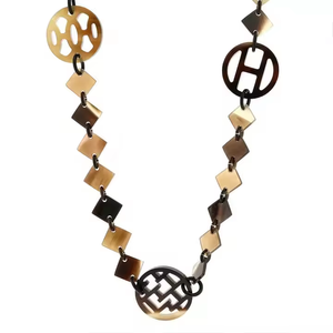 Collier en corne de buffle véritable de qualité naturelle de luxe, article fait main par CRESCENT CRAFTS - Product Image 1