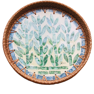 Plateau de service en rotin fait main avec motif floral bleu, plateau décoratif en osier naturel pour usage résidentiel - Product Image 5