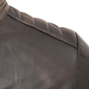 Chaqueta de Cuero Casual Urbana con Logotipo Frontal, Impermeable y Ecológica, Ropa de Invierno para Uso Diario - Product Image 6