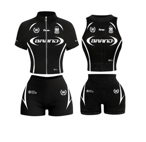 Ensemble 2 pièces loungewear pour femme 2026 Designer TAHAD : Veste à demi-zip à manches courtes et short, personnalisable avec logo - Product Image 1