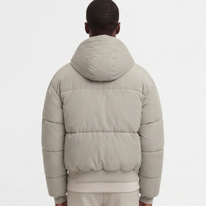 Veste matelassée à capuche pour homme, couleur unie, coupe-vent, manteau d'hiver, coupe régulière, rembourrage en polyester, fermeture éclair, vêtements décontractés - Product Image 3