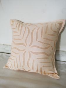 Fundas de Cojín Bordadas a Mano con Apliques, 100% Algodón, Decoración de Hogar de Lujo con Cierre de Sobre, Diseño Étnico Hecho a Mano - Product Image 4