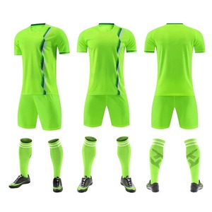 Fournisseur d'uniformes de football par sublimation haut de gamme, maillots et shorts de football légers, athlétiques, OEM - Product Image 1