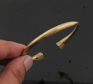 Luxury Gold Plated <b>Bangle</b> <b>for</b> <b>Men</b> 18K Gold Plating Stainless Steel Geometric Cuff Bracelet Masculine Style Fashion Hand Jewelry - Product Image 3