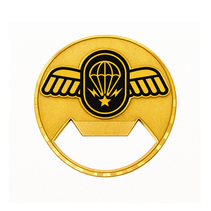 Regalos de recuerdo con diseño esmaltado, abridor de botellas de metal personalizado para cerveza y bebidas. - Product Image 2