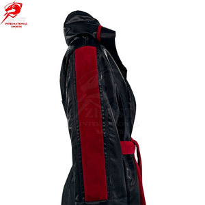 Robes de boxe personnalisées en satin léger avec design de nom personnalisé et finition élégante pour athlètes et clubs - Product Image 6