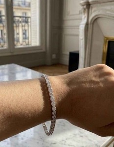Pulsera de tenis de moissanita de plata 925 para mujer, corte brillante redondo, engaste hecho a mano, joyería clásica para boda, regalo para novia - Product Image 4