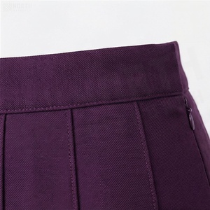 Minifalda plisada para mujer, color sólido, cintura regular, tejido de punto, para todas las estaciones - Product Image 4