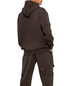 Ensemble de survêtement cargo pour homme : sweat à capuche avec poches utilitaires et pantalon cargo jogger – 2 pièces, style streetwear décontracté, vente en gros - Product Image 4