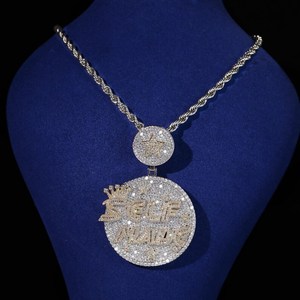 Colgante de Plata 925 con Moissanita y Letra Personalizada, Diseño Corona y Estrella, Estilo Hip Hop, con Incrustaciones de Diamantes - Product Image 3