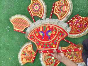 Red Velvet Pakhi Hand Fan, Punjabi Wedding Decor, Embroidered Pankhi Fan, Indian Wedding Fan, Mehndi Dholki Decor, Jaggo Favor - Product Image 6