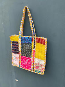 Bolso Tote Acolchado de Algodón con Estampado Artesanal, Cierre de Cremallera, Portátil, para Viajes de Verano, Bolso de Hombro para Compras Diarias - Precio al por Mayor - Product Image 4