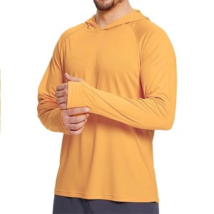 Camiseta de Manga Larga con Capucha para Hombre, de Color Sólido, que Absorbe la Humedad, de Poliéster, Corte Regular, para Todas las Temporadas - Product Image 1