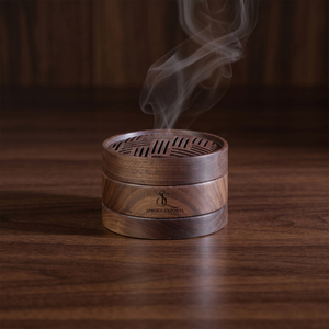 Brûleur à Bakhoor Rond en Bois Moderne, Support d'Encens Arabe Oud Multi-Niveaux avec Couvercle Supérieur Sculpté à Fentes pour l'Encens - Product Image 4