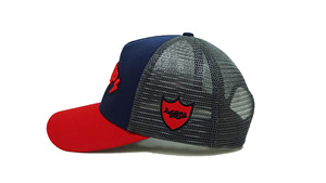 Casquette de camionneur noire en maille respirante à 5 panneaux, personnalisable avec logo, fabriquée au Vietnam, style confortable et de haute qualité pour adultes - Product Image 5