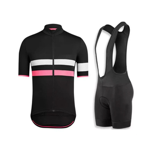 Nouveaux ensembles de vêtements de sport respirants de qualité supérieure à manches courtes pour hommes avec logo et couleur personnalisés, séchage rapide - Product Image 2