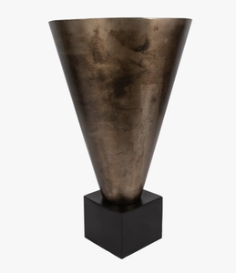Luxury Metal <b>flower</b> <b>Vase</b> For Home Decorative Antique Luxury Accent and <b>Black</b> Base Home Decoration <b>Flower</b> Pots & <b>Vase</b> - Product Image 3