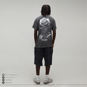 T-shirt unisexe surdimensionné en coton personnalisé OEM, 100 % coton, écologique, séchage rapide, impression numérique d'illustrations d'horreur, streetwear - Product Image 4