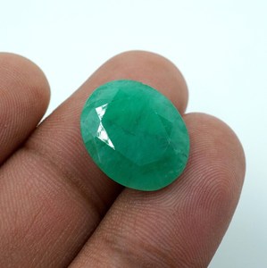 Esmeralda facetada de corte pera, gema de 10.30 quilates, color verde esmeralda, 18x14.5x6mm, para la fabricación de joyas, HAYAAT GEMS Rajasthan - Product Image 1