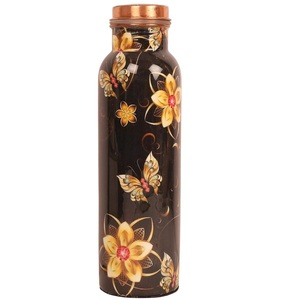 Botella de agua de cobre con base negra y estampado artístico de flores amarillas. Compre directamente de proveedor indio a precio mayorista. - Product Image 4