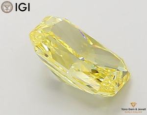 Diamante de Corte Radiante Cultivado en Laboratorio con Certificado IGI de 1.50 Quilates, Color Amarillo Intenso, Claridad VS1, para Anillo de Compromiso de Lujo - Product Image 5