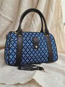 Blue Geometric Print Faux Leather Tote Bag Leather Handles Shoulder <b>Strap</b> Zipper Closure 3L+ Capacity for Women's Daily Travel - Product Image 2