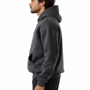 Sweat à capuche ample et décontracté pour homme avec cordon de serrage croisé, capuche amovible, manches larges, poche frontale et bordure côtelée - Product Image 2