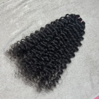 Arrow Exim Mèches de cheveux indiens Remy bouclés à la vapeur, traités, 100g, provenance multiple, double trame machine, pour tissage de cheveux du Tamil Nadu