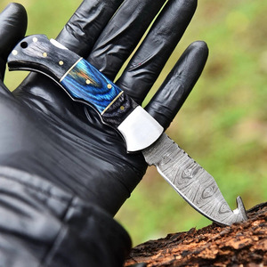 Cuchillo de Bolsillo Plegable EDC de Acero de Damasco Forjado a Mano con Gancho para Desollar, Mango de Madera, para Caza y Supervivencia al Aire Libre, Regalo para Hombres - Product Image 4