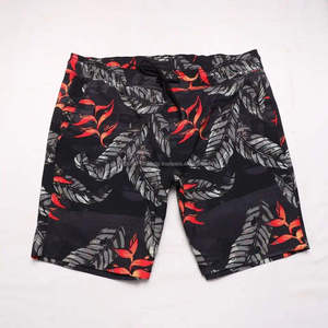 Wholesale Lightweight Casual Fitness <b>Compression</b> Men's <b>Shorts</b> Latest Design with Solid Pattern Decoration - Product Image 1