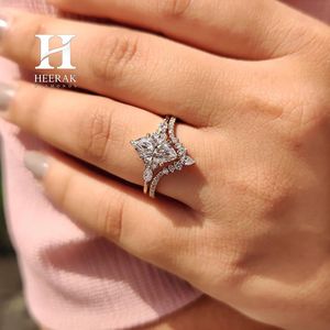 Juego de Anillos de Boda de Lujo con Corte Marquesa, 2 Piezas, Banda de Corona Entrelazada, Oro Amarillo de 10K y 14K, Joyería Personalizada - Product Image 1