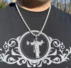 Pendentif plaqué or blanc avec diamant, nouvelle tendance, bijoux unisexe pour un style streetwear moderne - Product Image 5