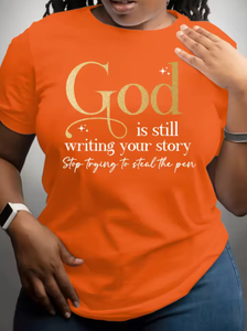 Camiseta blanca con cuello redondo para mujer, manga corta, con estampado de God Is Still Writing Your Story, informal, 100% algodón, suelta, suave y elástica - Product Image 6
