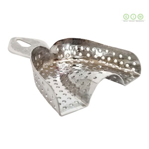 Kit de Bandejas Reutilizables para Impresiones Dentales de Acero Inoxidable con Diseño Perforado para Moldeo Dental y Ortodoncia Precisa - Product Image 4