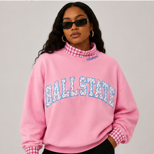 เสื้อสเวตเชิ้ตคอกลมสีน้ำเงินกรมท่าสำหรับผู้หญิง Ball State คอปกและปลายแขนเสื้อแบบ Gingham สไตล์ Varsity ผ้าถักคอเต่า ผ้าฝ้าย พิมพ์ลายตัวอักษร สำหรับฤดูหนาว น้ำหนัก 180 กรัม - Product Image 2