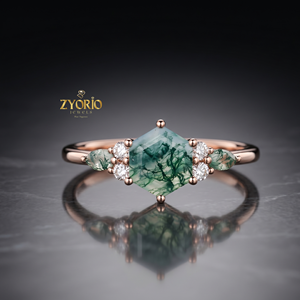 Anillo de Compromiso de Ágata Musgosa Hexagonal en Oro de 10K, Anillo Nupcial Inspirado en la Naturaleza, Ágata Musgosa Verde con Detalles de Diamantes, Anillo de Promesa Único y Elegante - Product Image 3