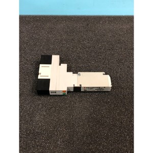 4 Válvulas SMC VQ1201HN-5 DBL SOL PLUG-IN (DC), 160924 - Equipo y Piezas de Semiconductores de Confianza de Tradicción Global - Product Image 1