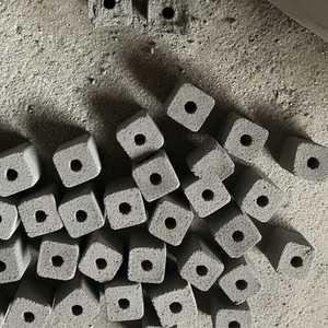 Carbón vegetal AVC Charcoal Square, tipo A, para asados familiares, sin humo, bajo en cenizas, 12 kg, embalaje en cartón estándar para exportación. - Product Image 4