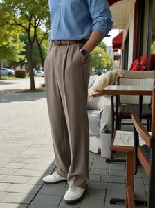 Pantalon coréen décontracté à jambes larges pour homme, coupe décontractée, design structuré moderne pour un usage professionnel - Product Image 2