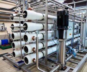 โรงงานบำบัดน้ำ RO แบบตู้คอนเทนเนอร์ ระบบกรองน้ำแบบออสโมซิสย้อนกลับ อุปกรณ์กรองน้ำอุตสาหกรรม - Product Image 2
