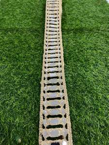 Hermoso encaje de espejo con trabajo de cristal brillante, perfecto para lehenga, saree y atuendos festivos. - Product Image 4