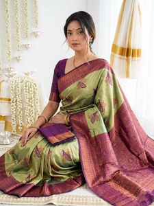 Green and Maroon Cotton <b>Saree</b> with Peacock Motif Traditional Indian Wedding Wear <b>for</b> <b>Women</b> Floor-Length Sun Protection - Product Image 2