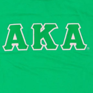Camiseta Verde Kelly con Cuello Redondo AKA Greek Tee, con Letras AKA en Chenilla Blancas y Rosas, Ropa Casual de Hermandad para Mujer - Product Image 5