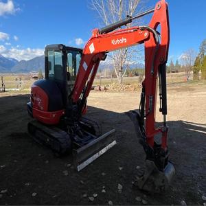 ซื้อรถขุดขนาดเล็ก Kubota รุ่น KX040-4 ปี 2022 สภาพใช้งานมาแล้วอย่างดี – น้ำหนัก: 9,200 ปอนด์, กำลังเครื่องยนต์ 40.4 แรงม้า  ใช้งานมาแล้ว 1,453 ชั่วโมง - Product Image 2