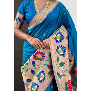 ผ้าไหมพายทานีสีน้ำเงิน ยี่ห้ออีลิท วีฟส์ แบบฮาล์ฟ-ฮาล์ฟ ขอบใหญ่ ปักดิ้นซิป  ชุดอินเดียและปากีสถาน - Product Image 3