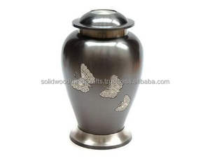 Urnes funéraires décoratives faites à la main pour les cendres Urnes funéraires pour hommes et femmes à bas prix - Product Image 1