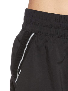 Shorts de sport OEM pour femmes, sans coutures, taille haute, effet push-up, séchage rapide, anti-transpiration, grandes tailles, impression de logo personnalisée - Product Image 5